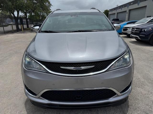  CHRYSLER PACIFICA 2019 Серый