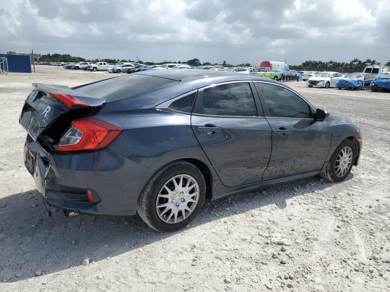 2HGFC2F59JH579584 HONDA CIVIC 2018