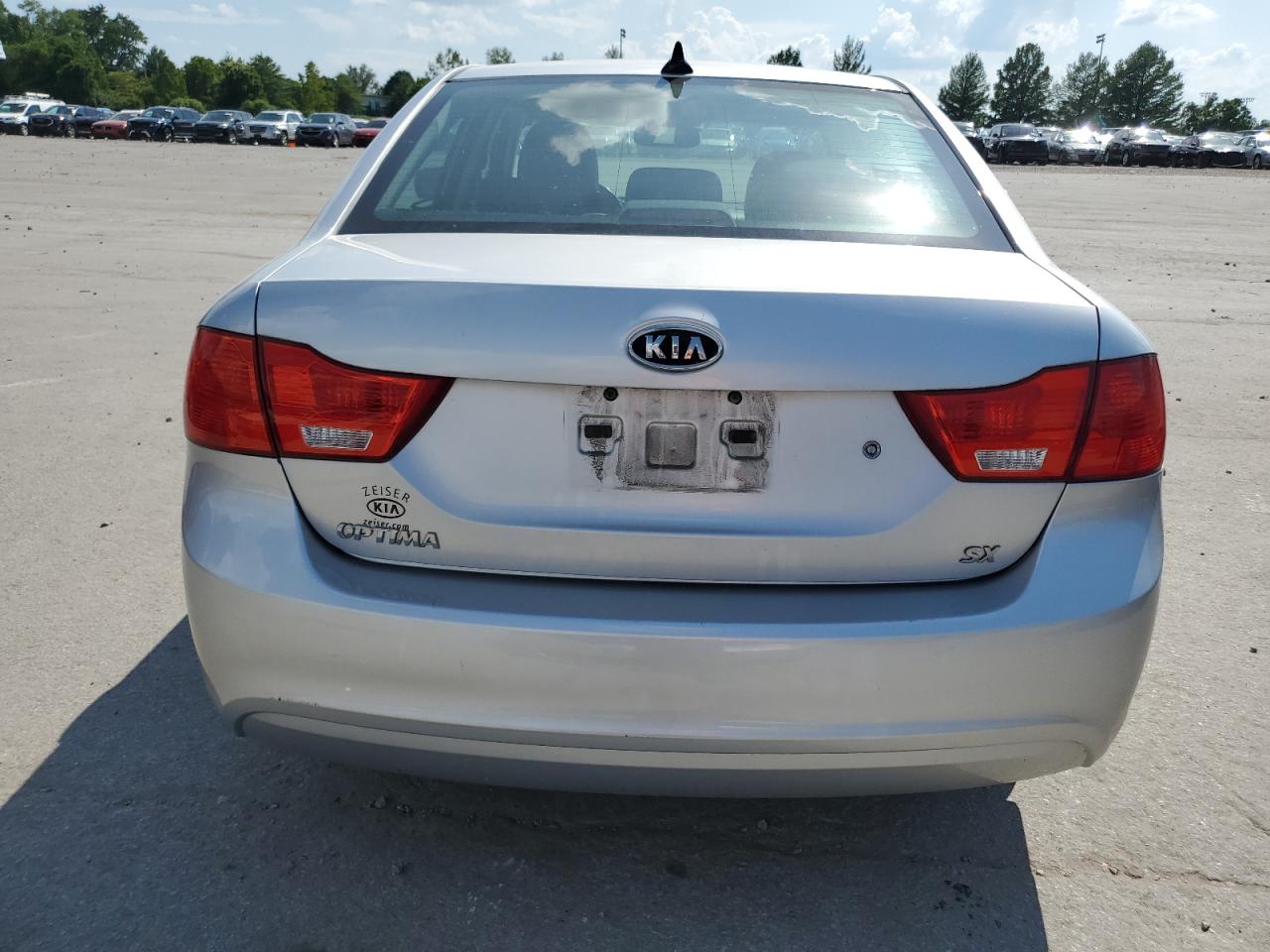 2009 Kia Optima Lx VIN: KNAGE228X95331132 Lot: 62264705