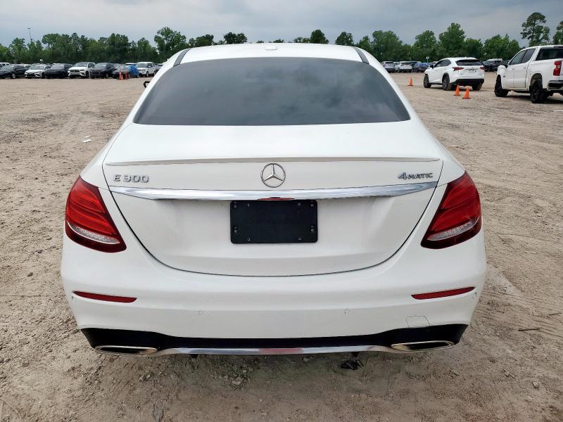 Sedans MERCEDES-BENZ E-CLASS 2017 Biały