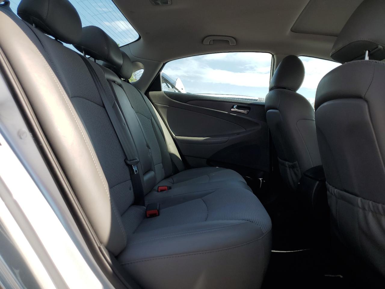 2013 Hyundai Sonata Se VIN: 5NPEC4AC1DH584737 Lot: 61968825