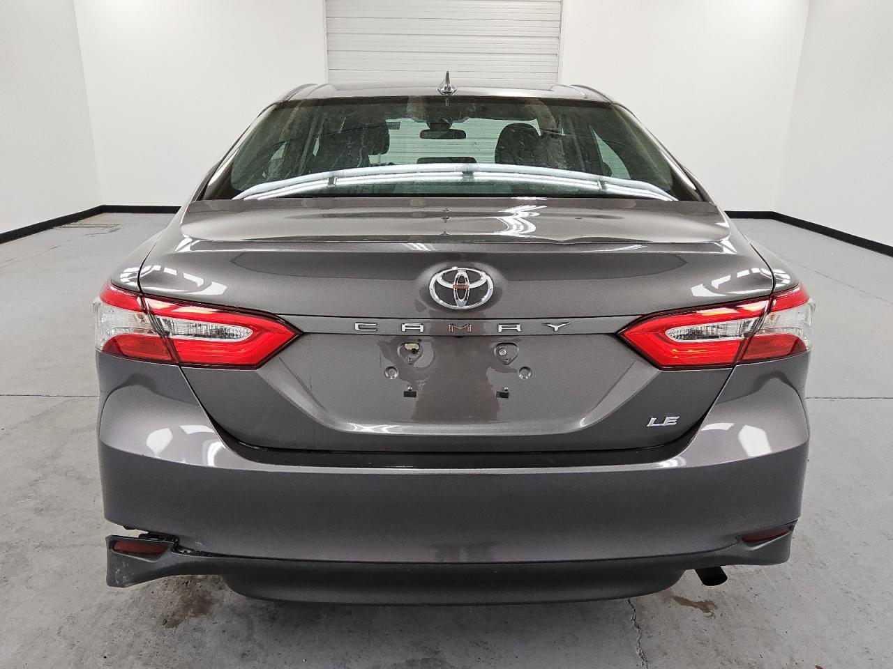 2019 Toyota Camry L VIN: 4T1B11HK5KU258958 Lot: 60442805