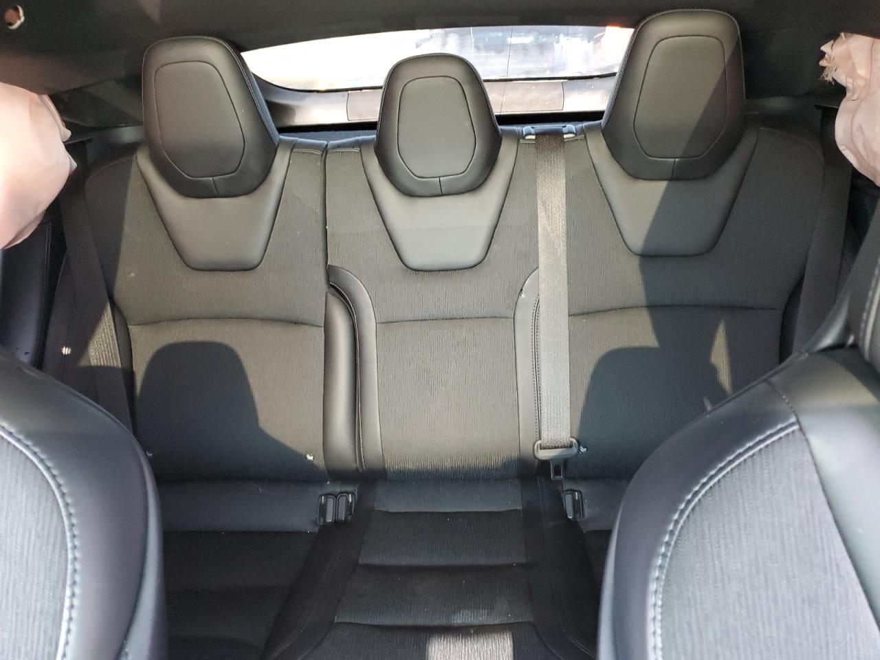 2018 Tesla Model S VIN: 5YJSA1E26JF261397 Lot: 62666715
