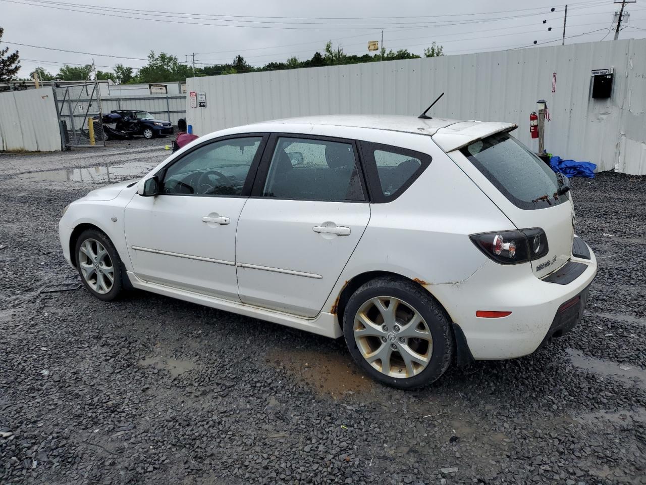 2008 MAZDA MAZDA3 with NORMAL WEAR damage, VIN JM1BK344581133151