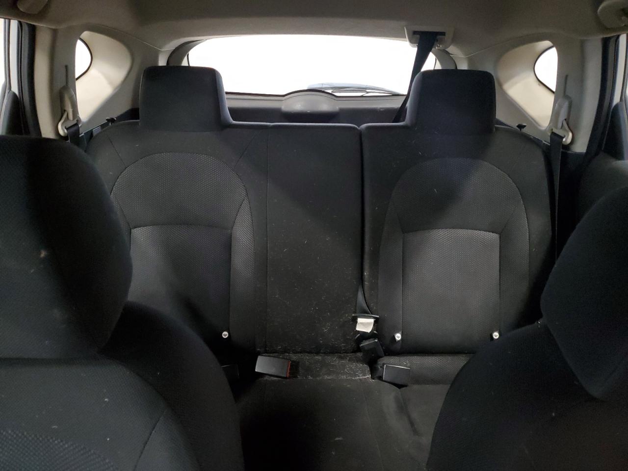 2011 Nissan Rogue S VIN: JN8AS5MV8BW252147 Lot: 61689655