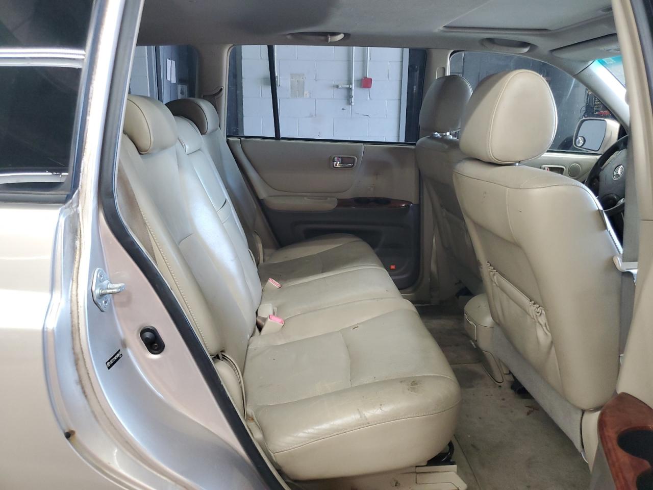 2005 Toyota Highlander Limited VIN: JTEEP21A050086160 Lot: 59698655