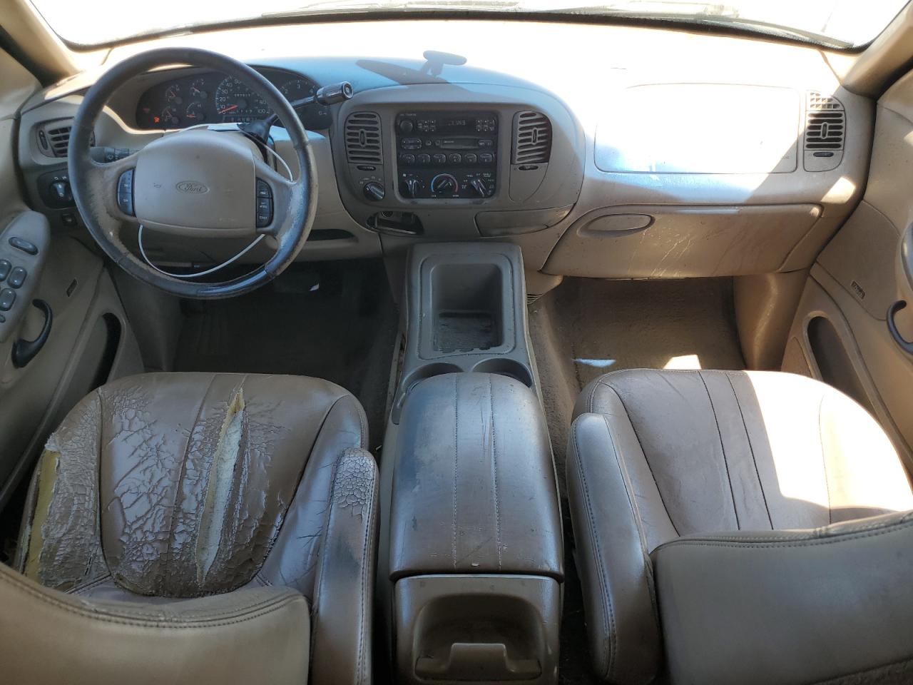 1998 Ford Expedition VIN: 1FMPU18L3WLB51067 Lot: 61247785
