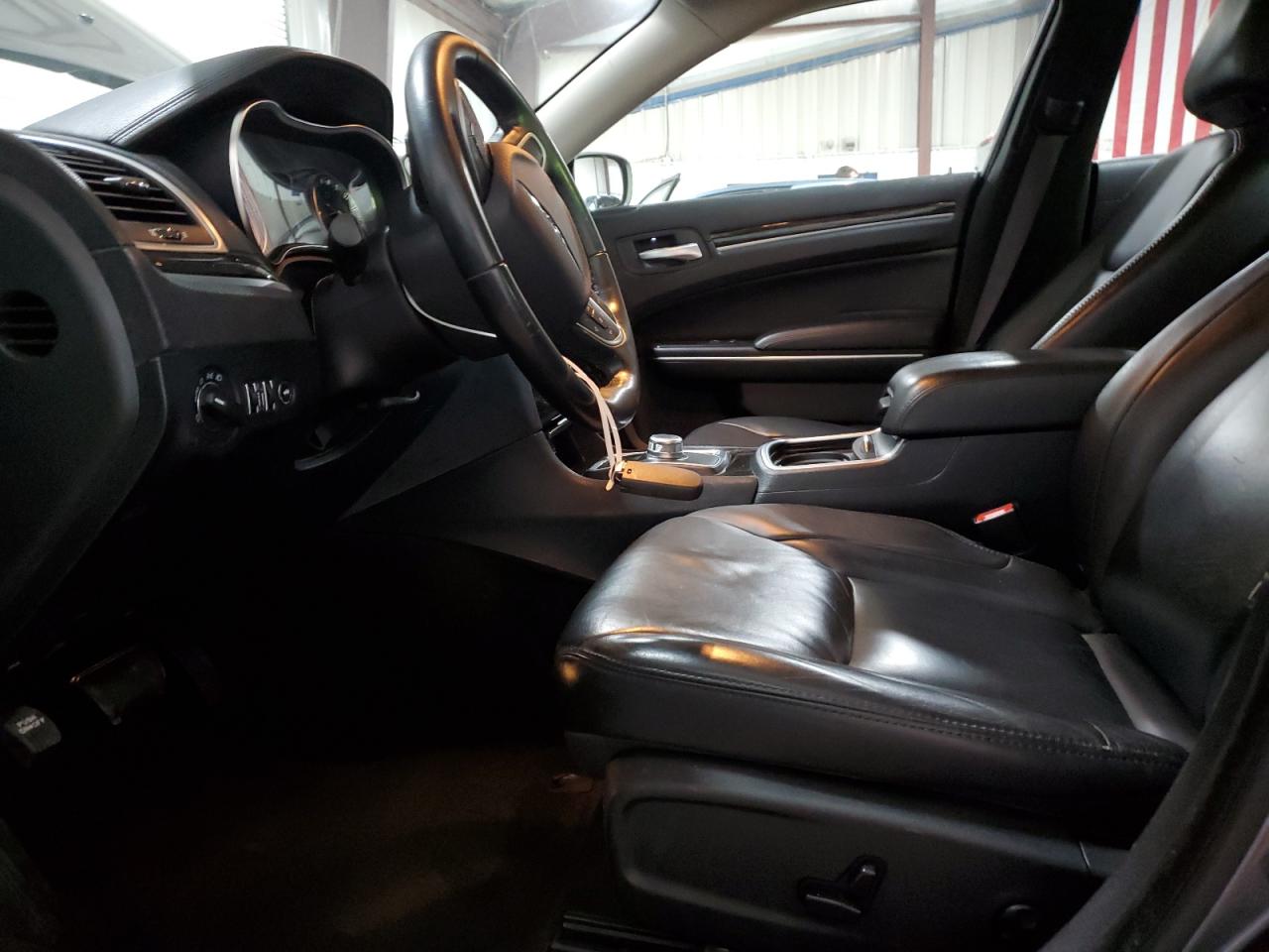 2015 Chrysler 300 Limited VIN: 2C3CCAAG0FH828709 Lot: 59428145