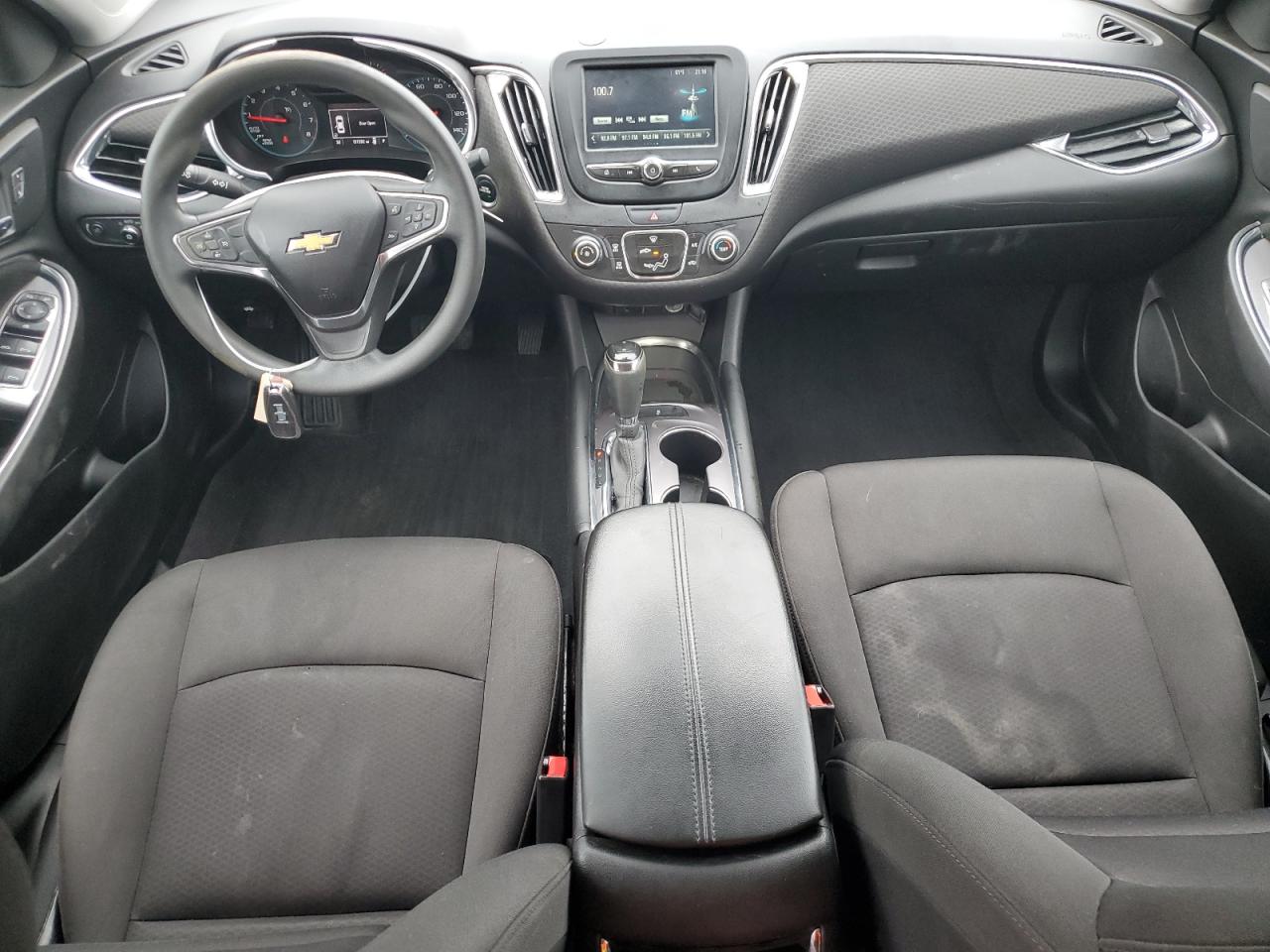 1G1ZD5ST4JF267181 CHEVROLET MALIBU 2018