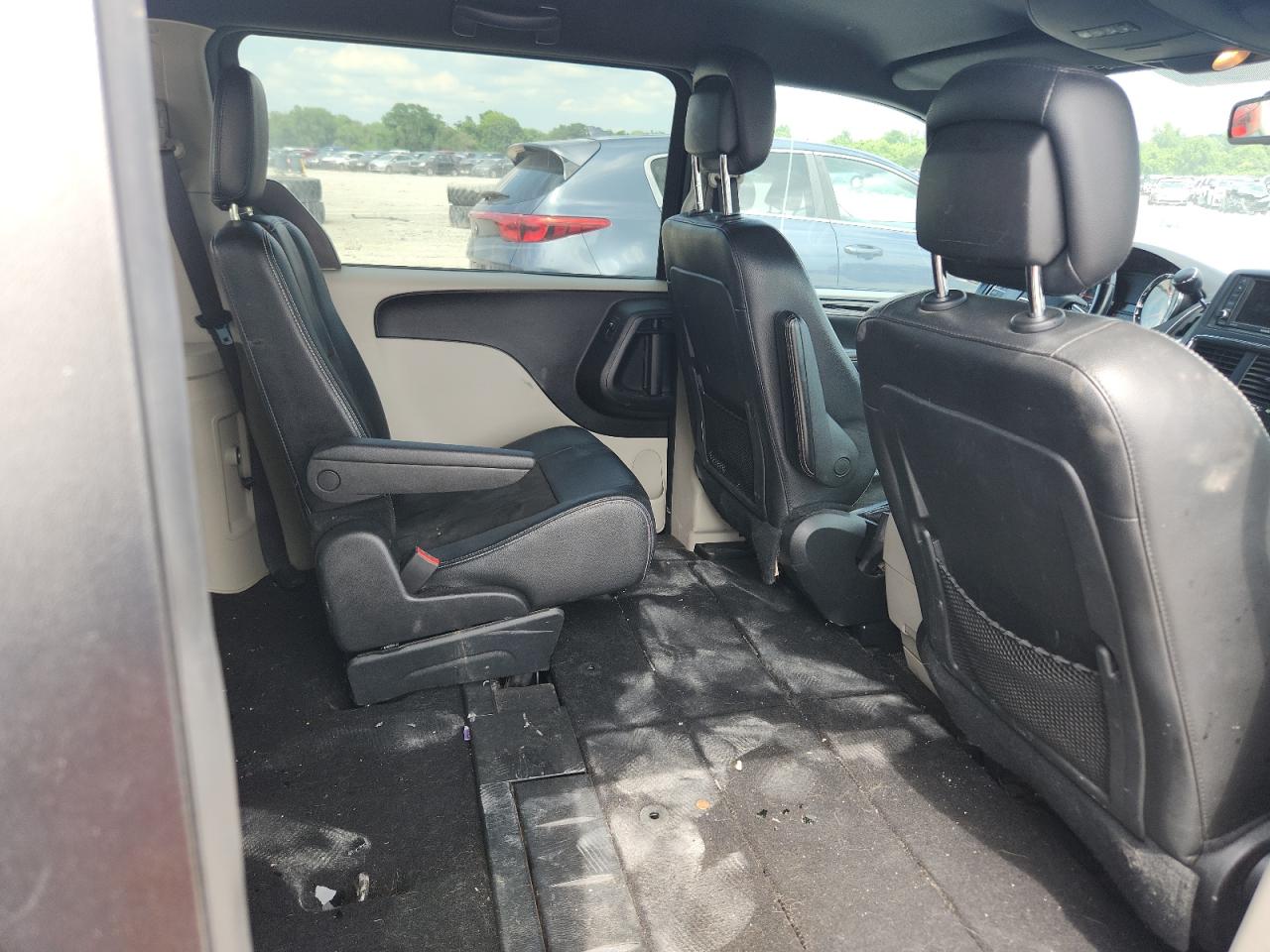 2019 Dodge Grand Caravan Sxt VIN: 2C4RDGCG0KR759091 Lot: 62652545