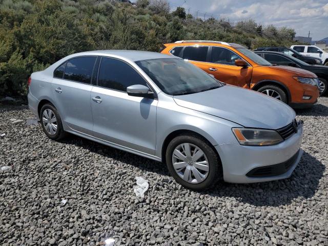 Sedans VOLKSWAGEN JETTA 2014 Gray
