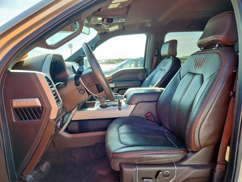  FORD F-150 2017 Srebrny