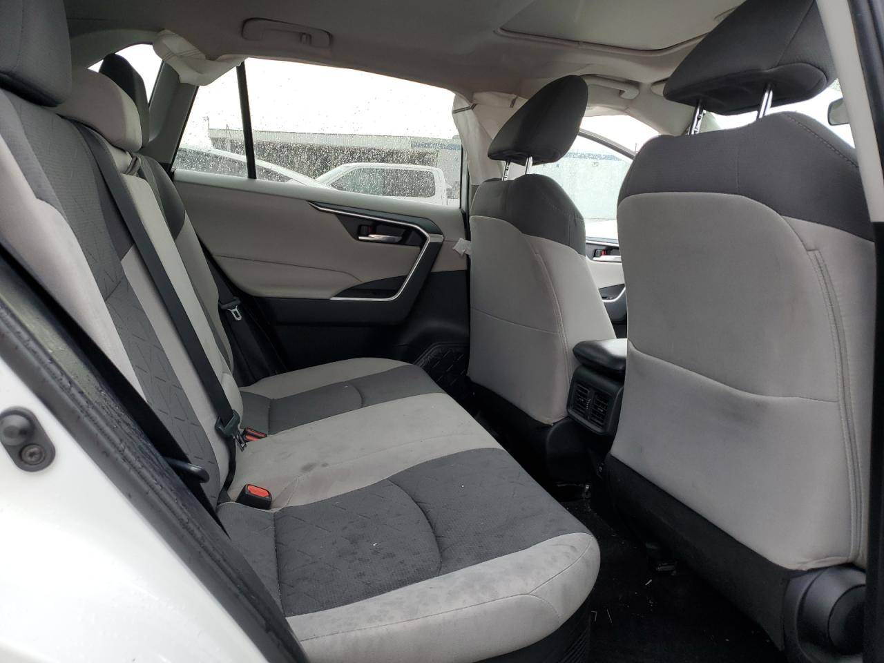 2T3RWRFV6KW044922 TOYOTA RAV4 2019