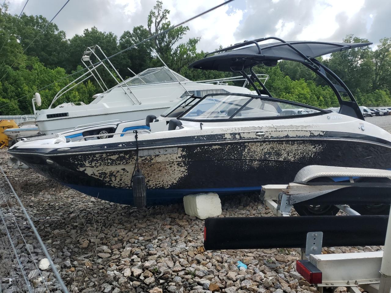 2016 Yamaha 242Limited two_colors null null YAMC0137A616 photo #3