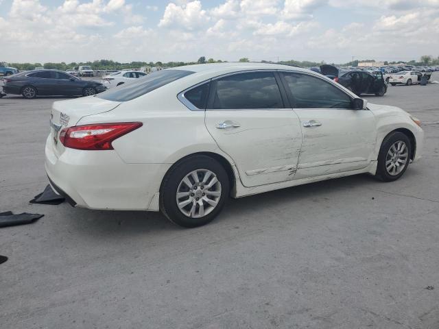 Sedans NISSAN ALTIMA 2016 Biały