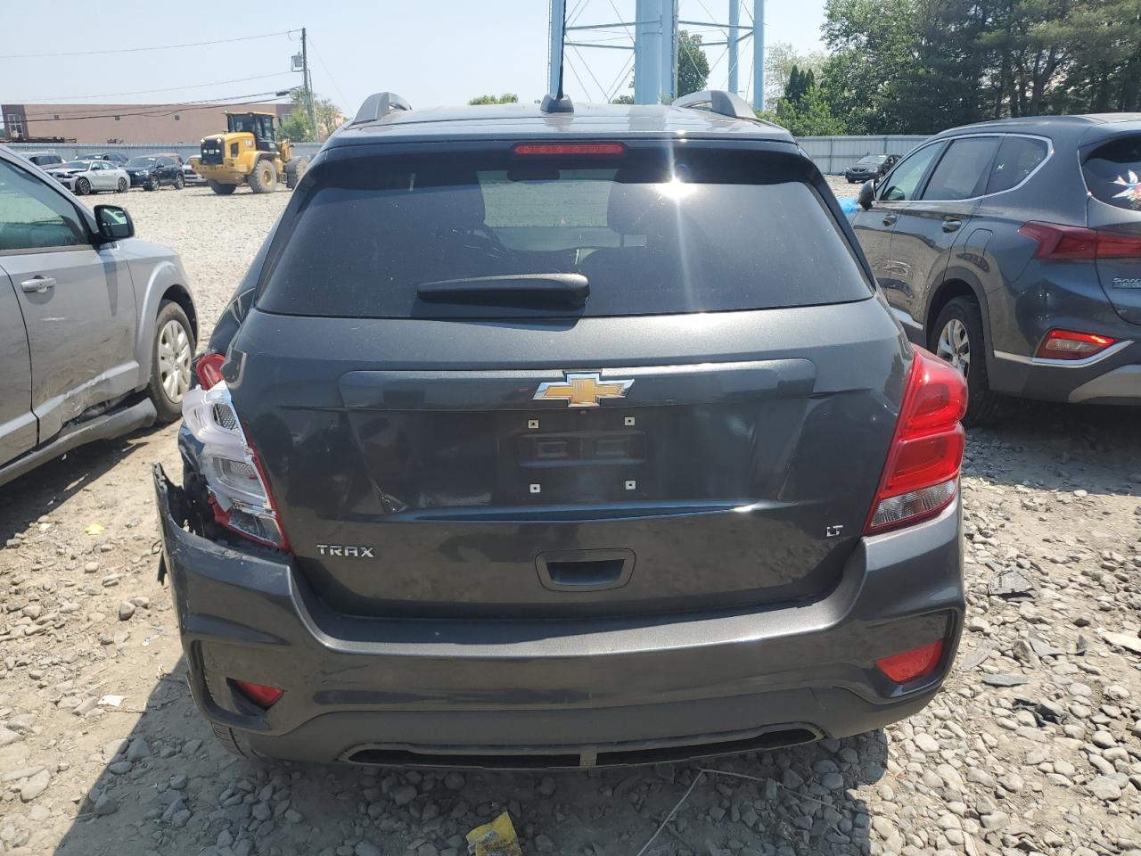 3GNCJLSB8KL218890 CHEVROLET TRAX 2019