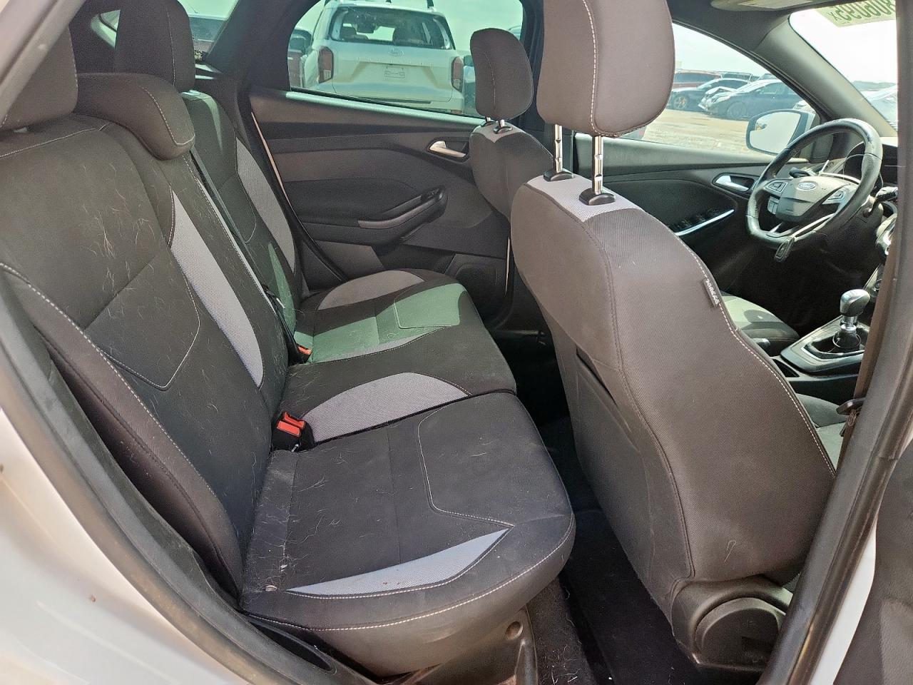 1FADP3L95HL348885 FORD FOCUS 2017