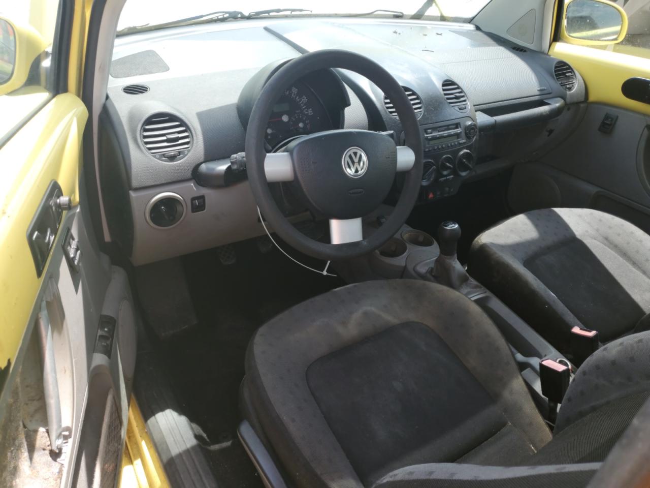 2002 Volkswagen New Beetle Gls VIN: 3VWCB21C42M400586 Lot: 61606265