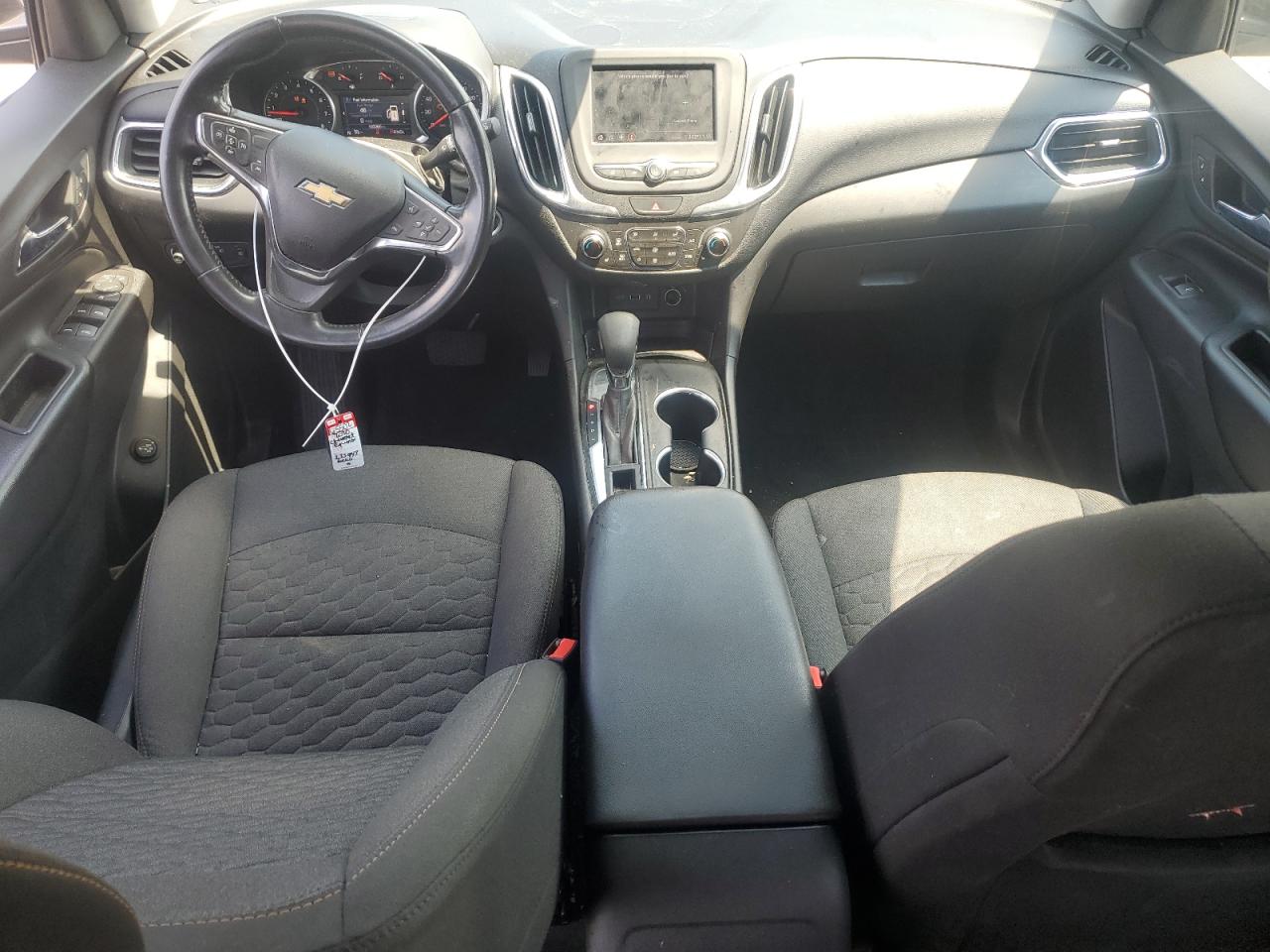 2GNAXKEV6L6235943 CHEVROLET EQUINOX 2020