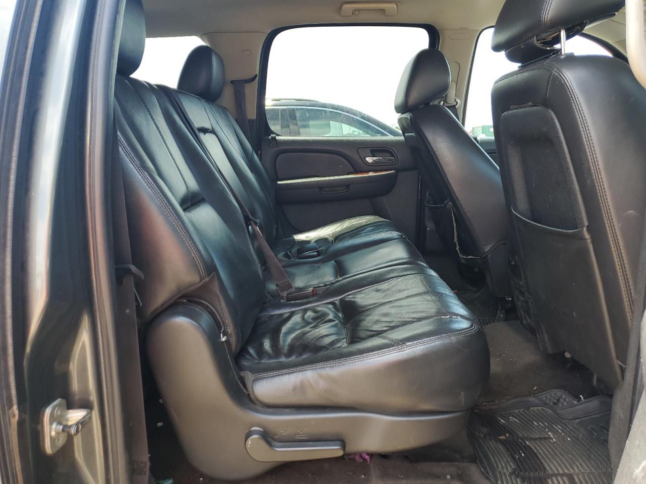 2011 Chevrolet Suburban K1500 Lt VIN: 1GNSKJE39BR173677 Lot: 61867245