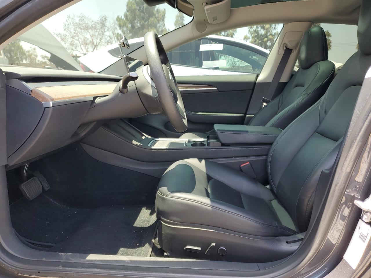 2023 Tesla Model 3 VIN: 5YJ3E1EB9PF633168 Lot: 61960895