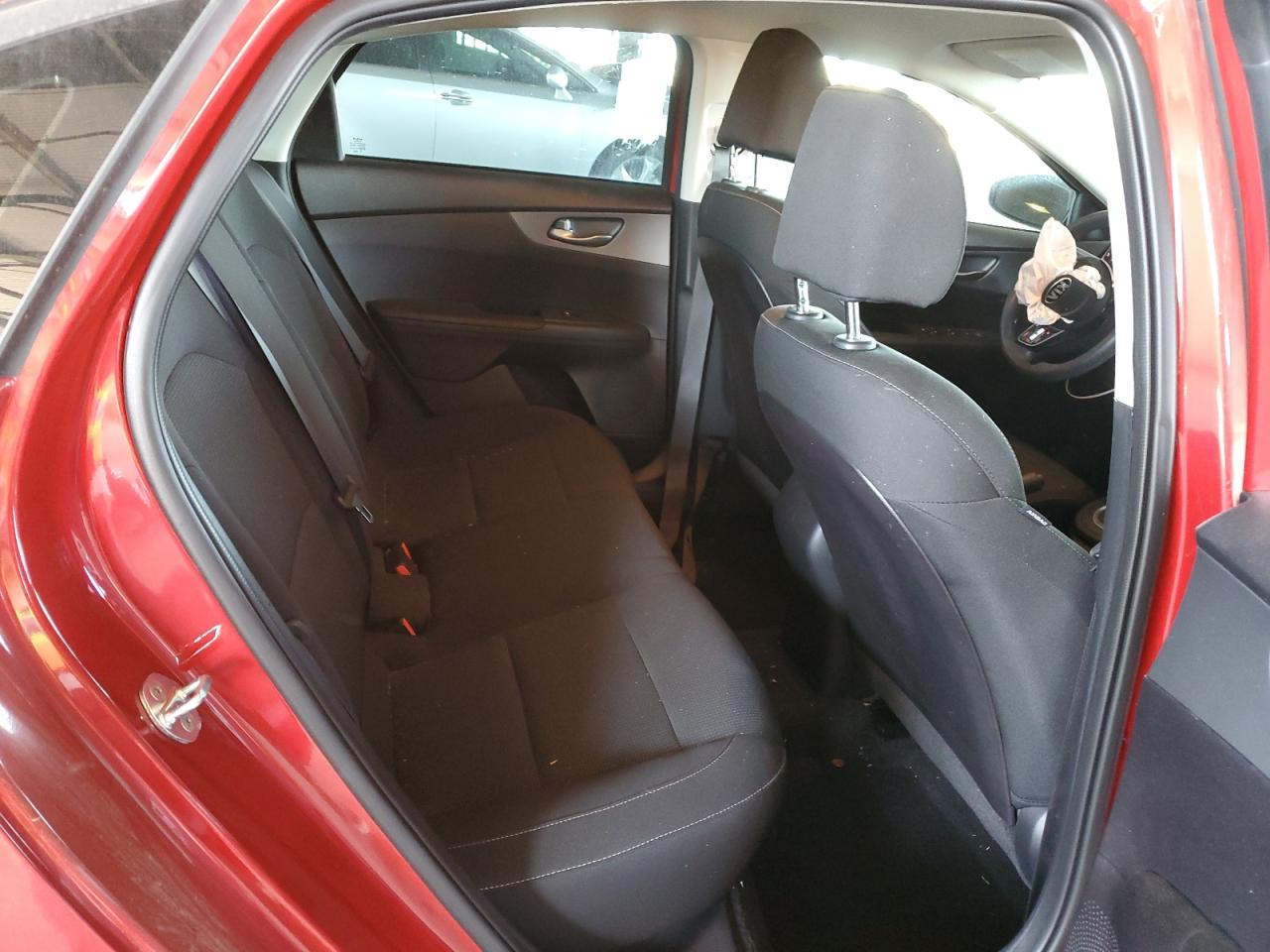 3KPF24AD8ME412032 2021 Kia Forte Fe