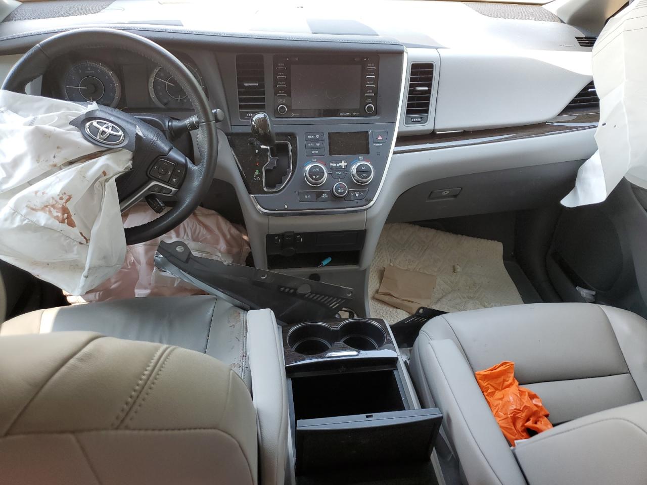 5TDYZ3DC7JS905865 TOYOTA All Models 2018