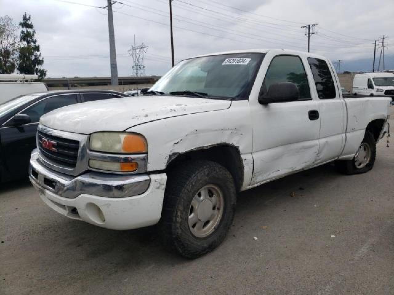 2003 Gmc New Sierra K1500 продається в Rancho Cucamonga, CA - Rear End
