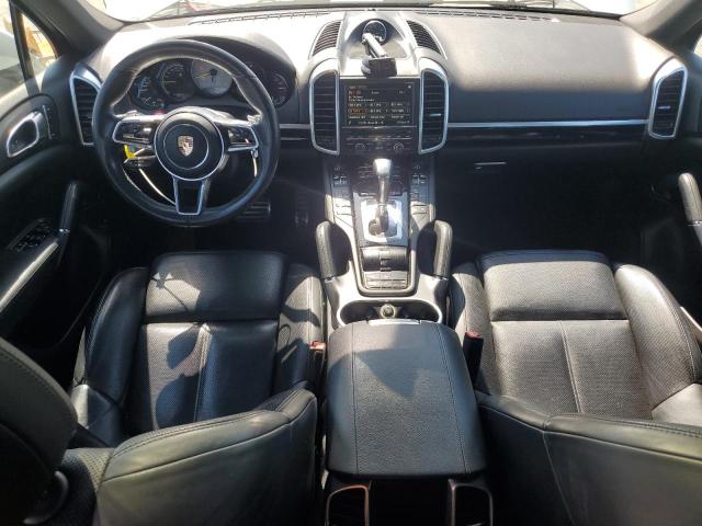  PORSCHE CAYENNE 2016 Biały