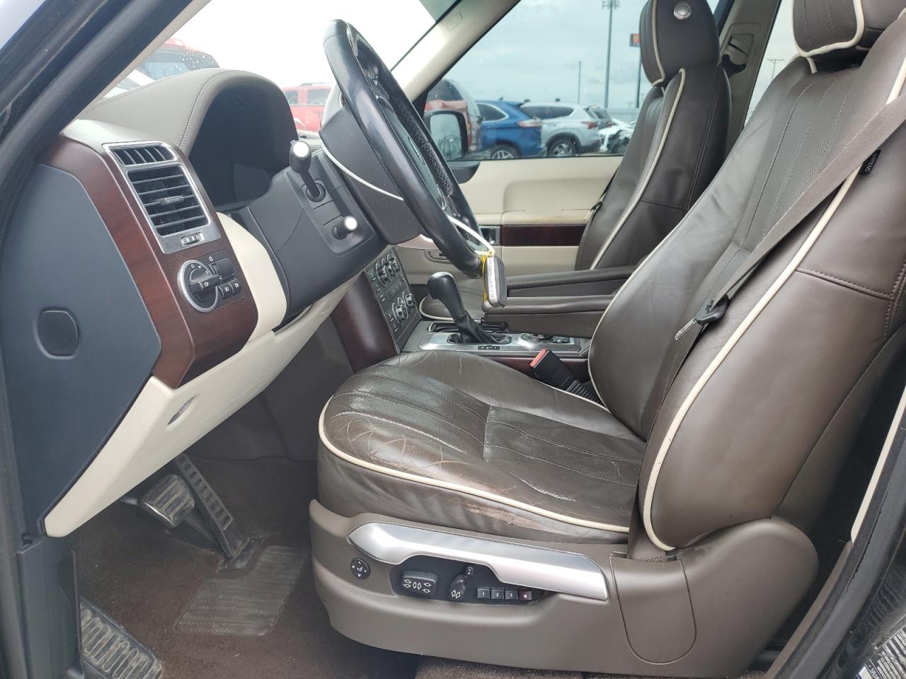 2010 Land Rover Range Rover Hse Luxury VIN: SALMF1E45AA320257 Lot: 60792215