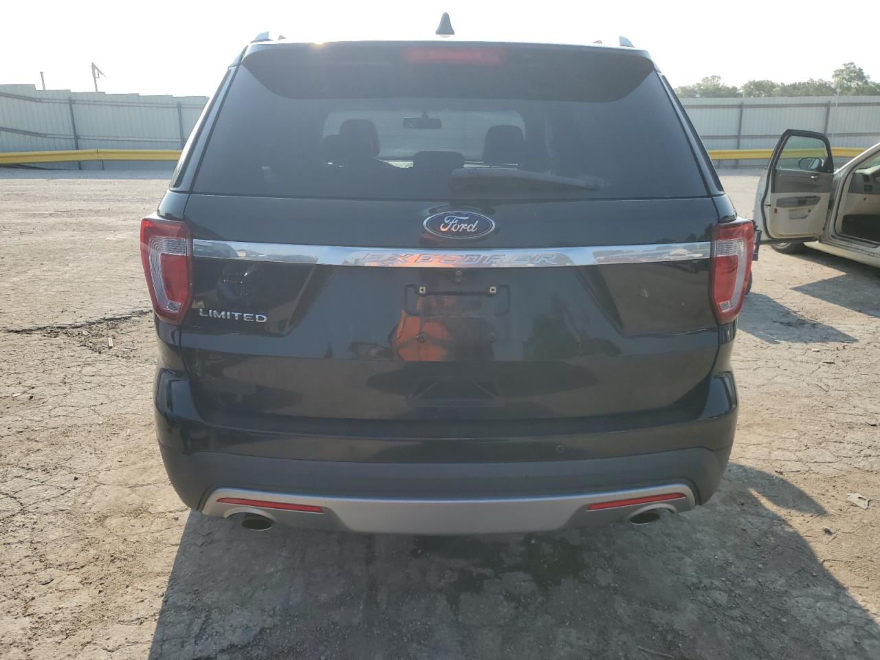 2016 Ford Explorer Limited VIN: 1FM5K7F85GGC09334 Lot: 60300215