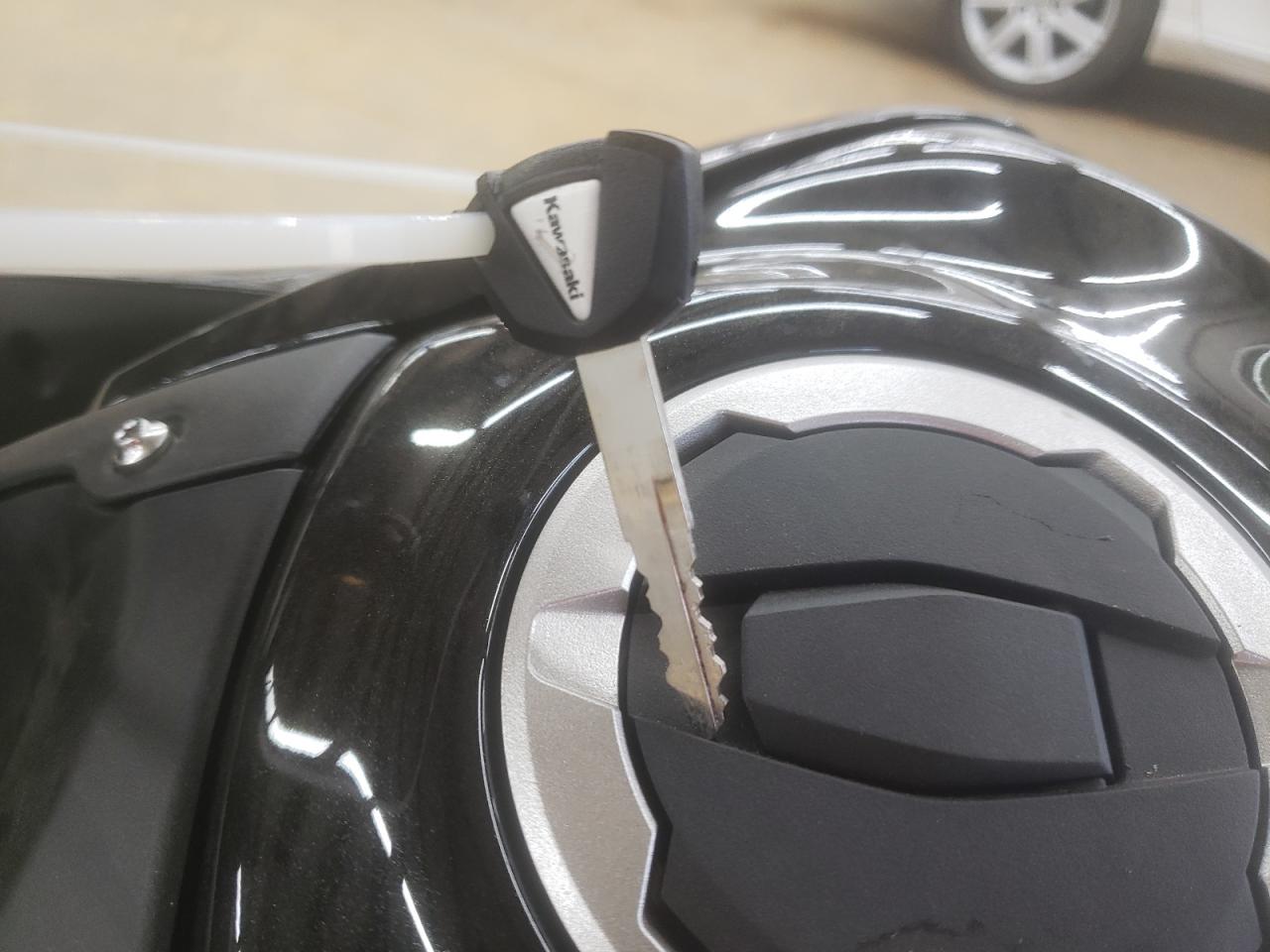 ml5zrdm19rda72082 ML5ZRDM19RDA72082 2024 Kawasaki Zr900 M