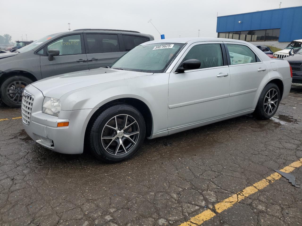2005 Chrysler 300 na sprzedaż w Woodhaven, MI - Top/Roof