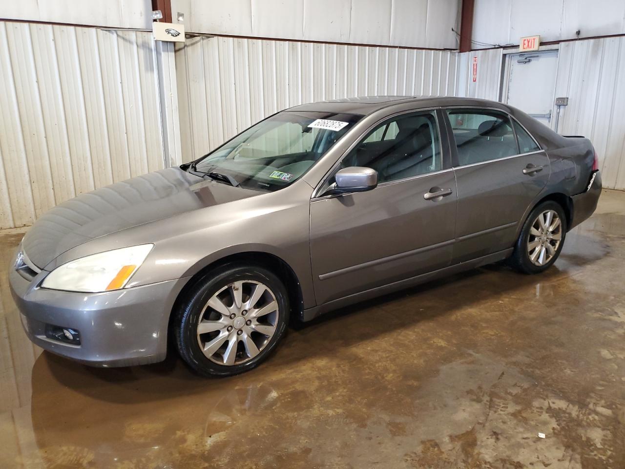 2006 Honda Accord Ex продається в Pennsburg, PA - Rear End