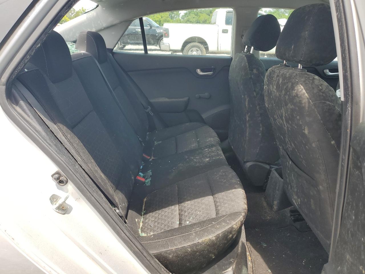 KIA RIO 2018 VIN 3KPA24AB3JE070476 zdjęcie 10