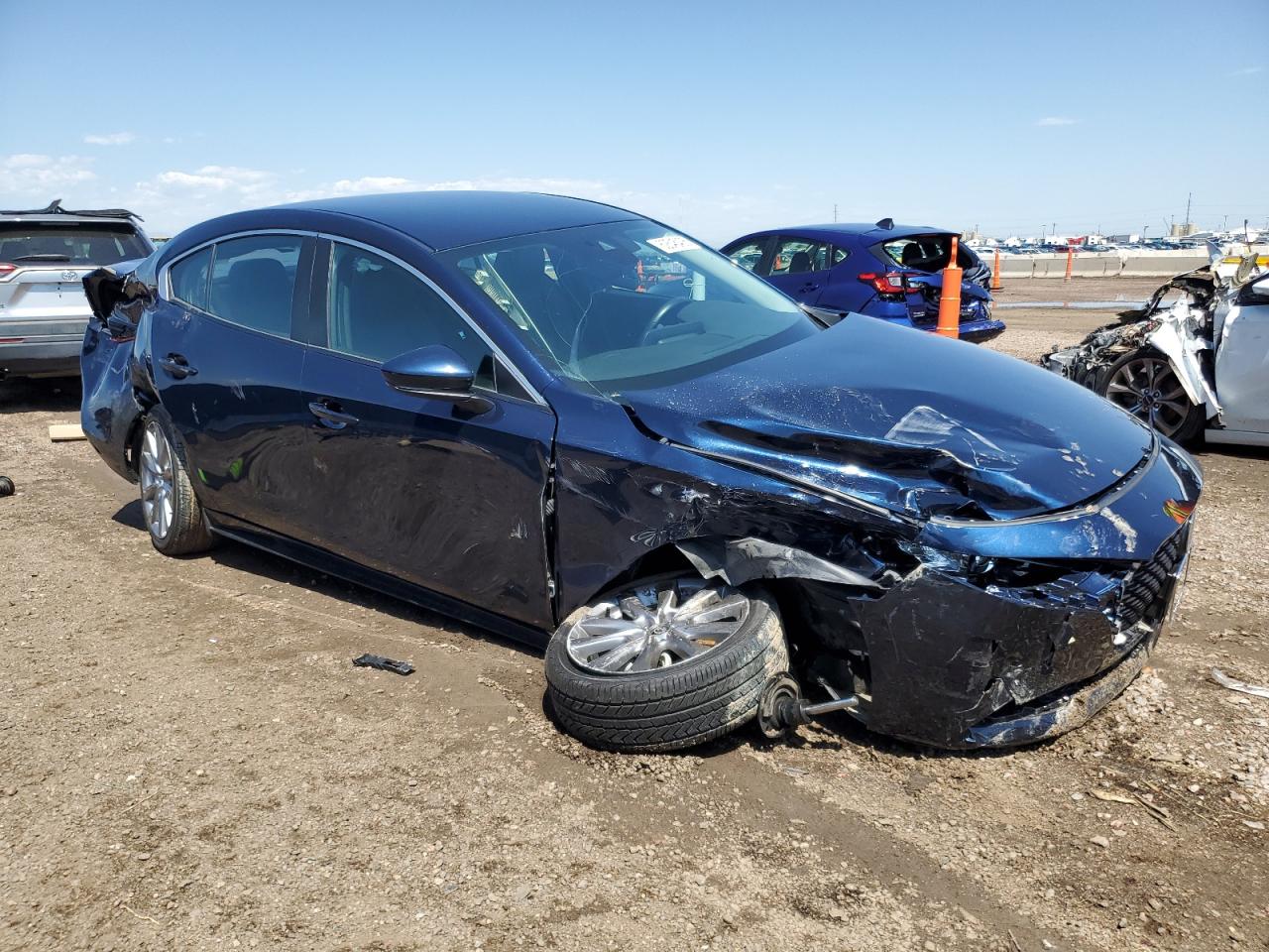 MAZDA 3 2022 VIN 3MZBPABL7NM314151 zdjęcie 4