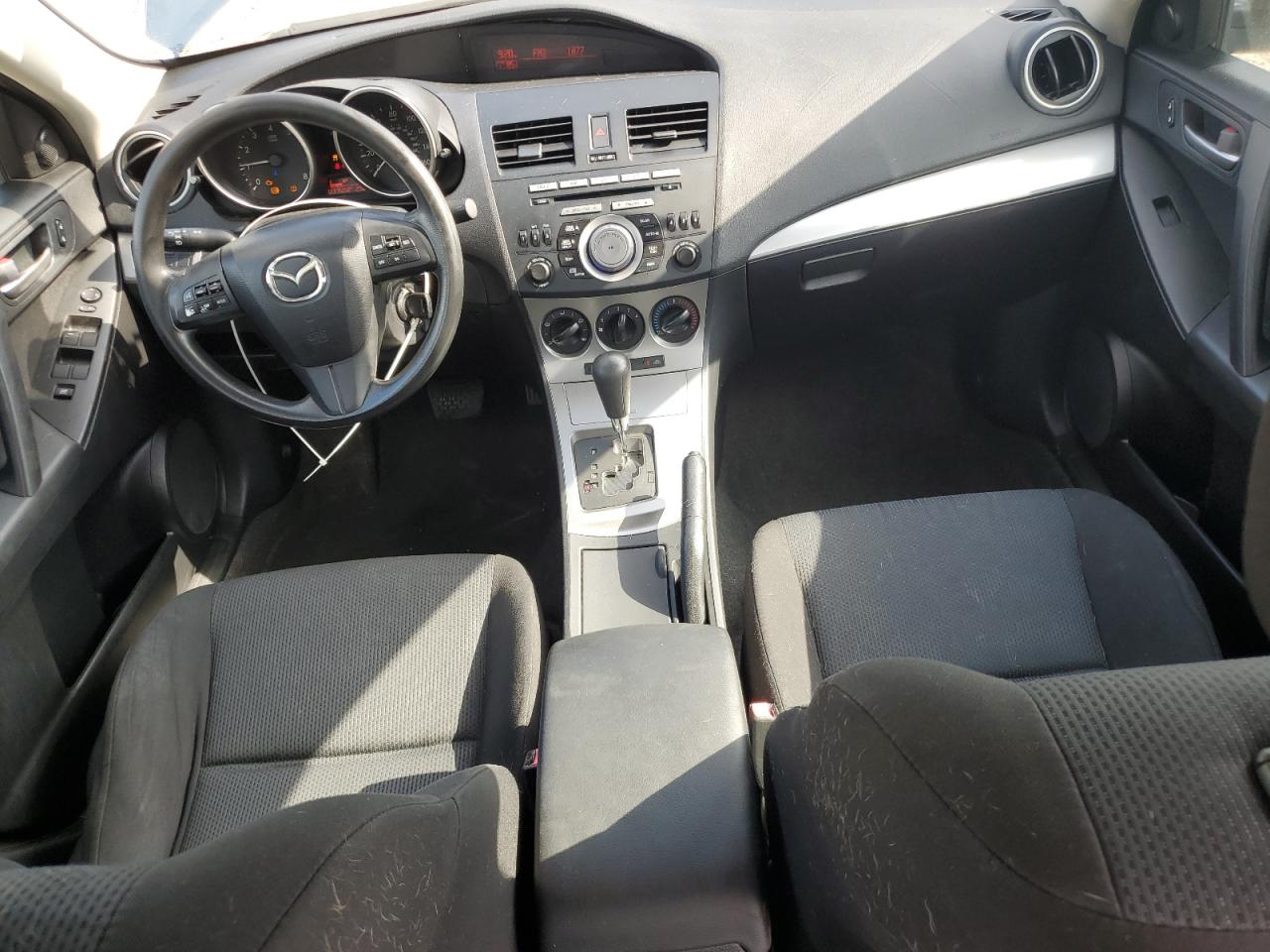 2011 Mazda 3 I VIN: JM1BL1VFXB1416122 Lot: 62945175