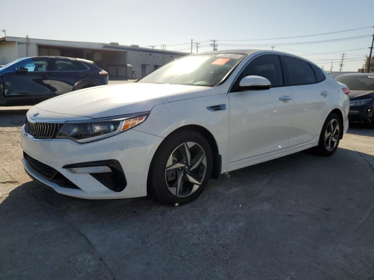 2018 Kia Optima Ex იყიდება Sun Valley-ში, CA - Minor Dent/Scratches
