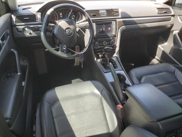  VOLKSWAGEN PASSAT 2019 Сріблястий