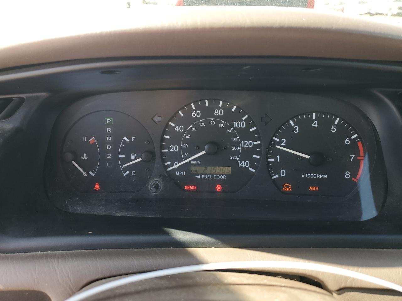 2000 Toyota Camry Le VIN: 4T1BF22K1YU955732 Lot: 62236265