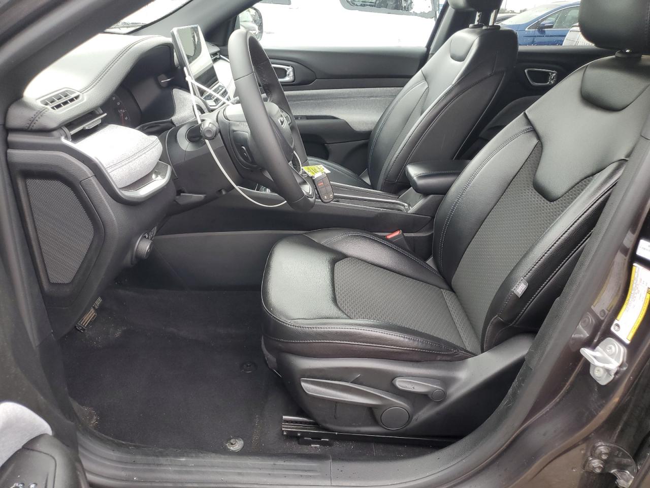 2023 Jeep Compass Latitude VIN: 3C4NJDBN1PT501043 Lot: 60703195