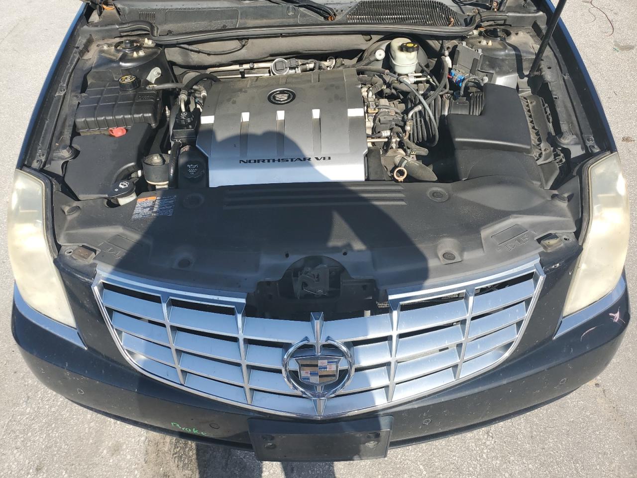 2011 Cadillac Dts Luxury Collection VIN: 1G6KD5E67BU117693 Lot: 60986095