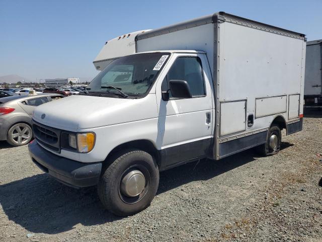 2000 Ford Econoline E250 Super Duty Commercial Cutaway Van
