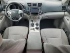 2013 Toyota Highlander Base   for Sale in Chicago Heights, IL - Front End