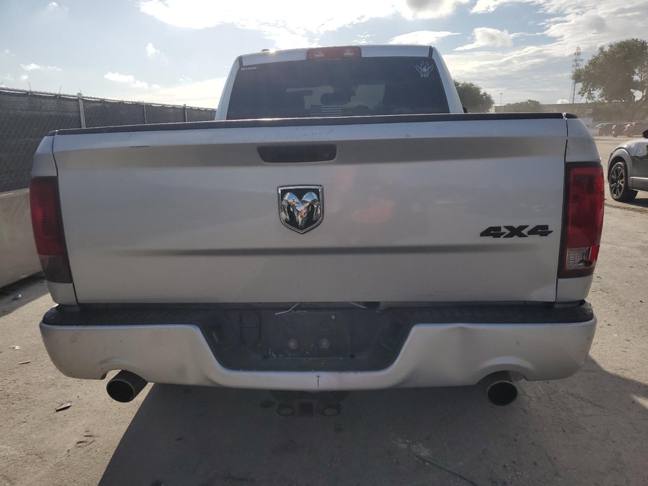 RAM 1500 2018 VIN 1C6RR7FT2JS186838 фото 6