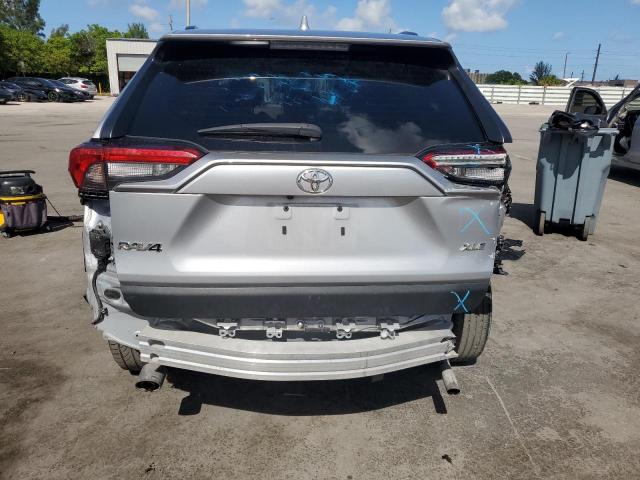  TOYOTA RAV4 2024 Srebrny