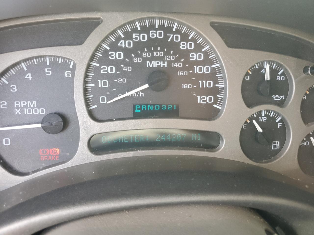 2004 GMC Yukon Xl Denali VIN: 1GKFK66U24J117066 Lot: 60524505