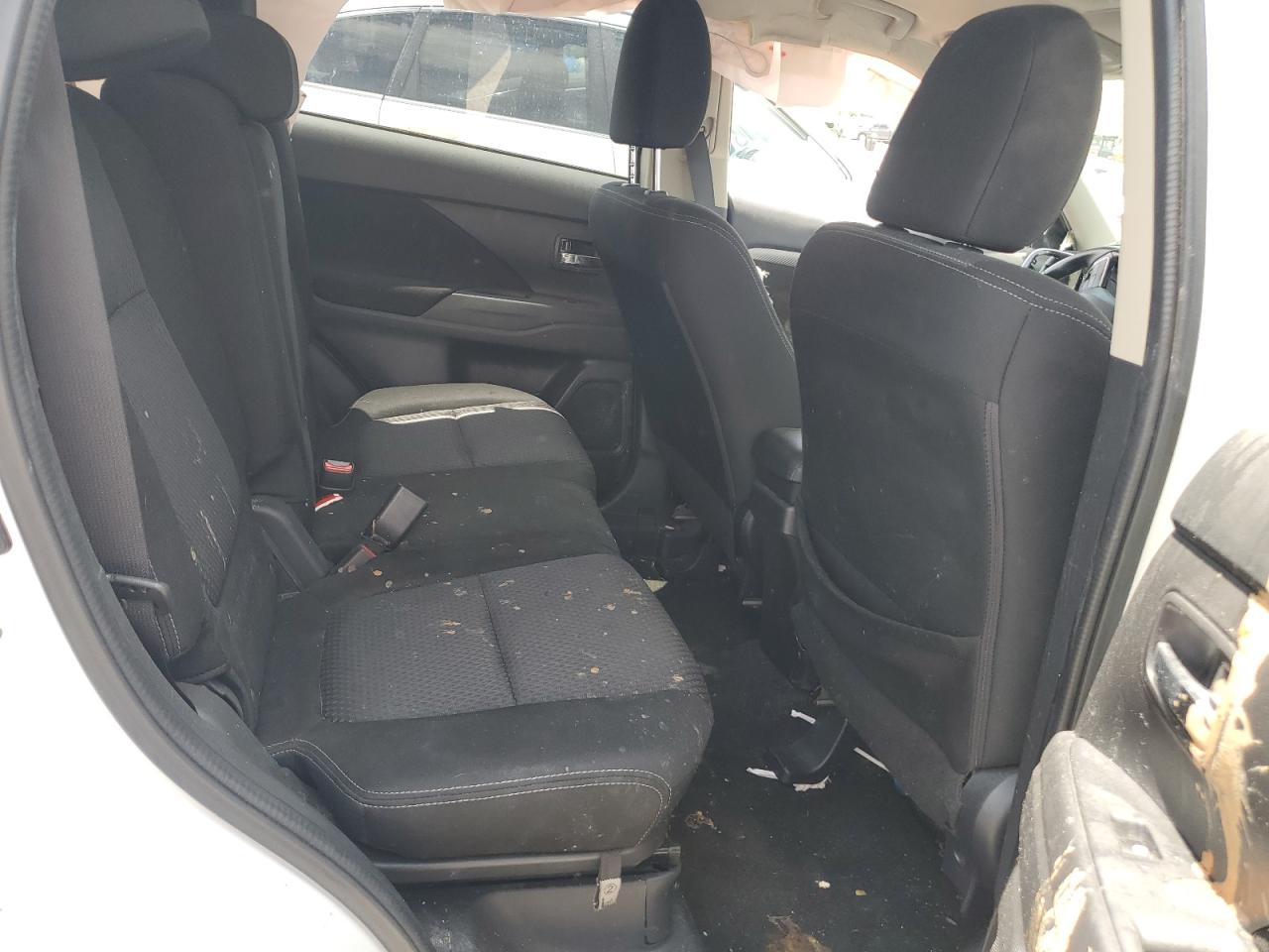 2016 Mitsubishi Outlander Se VIN: JA4AD3A35GZ052744 Lot: 62300625