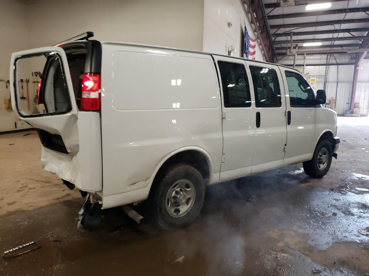 1GCWGAFP2N1196203 CHEVROLET EXPRESS 2022