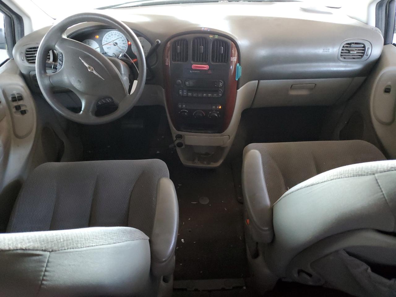 2005 Chrysler Town & Country Lx VIN: 2C4GP44R55R268081 Lot: 61159725